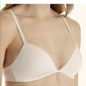 Sold——-dkny seamless bralette.